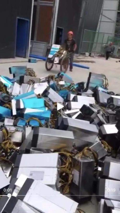 還真以為自己是黃金礦工？原來是比特幣挖礦下一個接盤俠