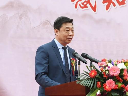 “感知汾酒、走讀汾酒、視聽(tīng)汾酒” 第五屆汾酒杏花節(jié)盛大開(kāi)幕